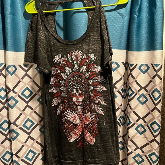 Secret Artist Cutout Tee - Picture 7 of 8